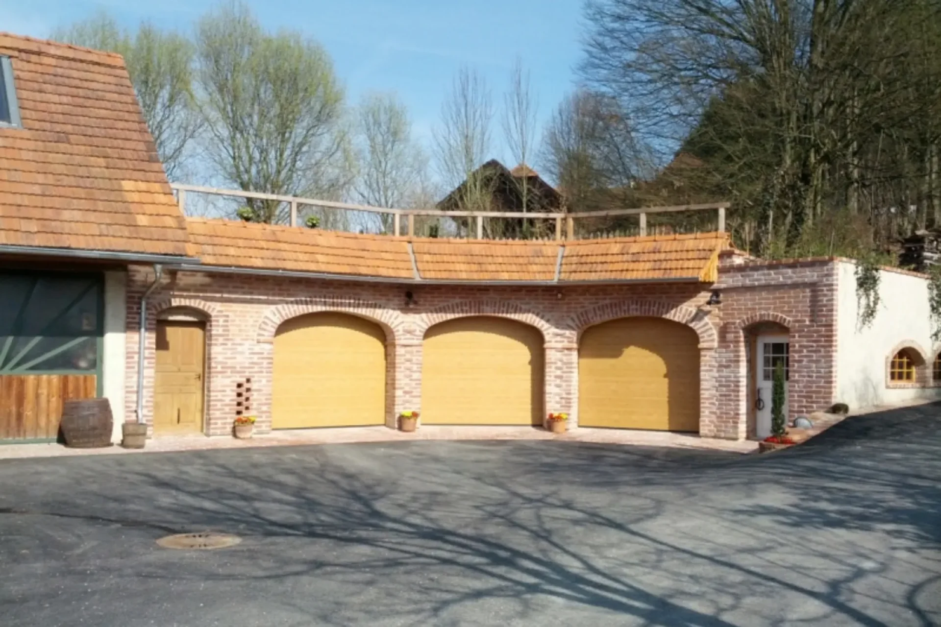 Hammerl-Baumeister-Steiermark-Aussenanlage-Zubau-Nebengebaeude