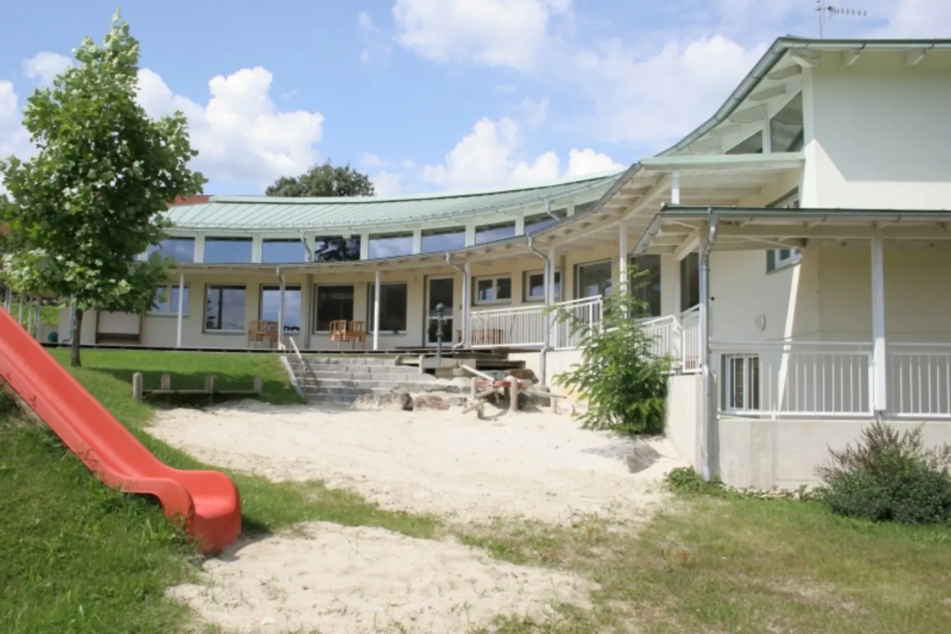 Hammerl-Baumeister-Steiermark-Referenz-Oeffentliche-Bauten-Kindergarten-Buch-2