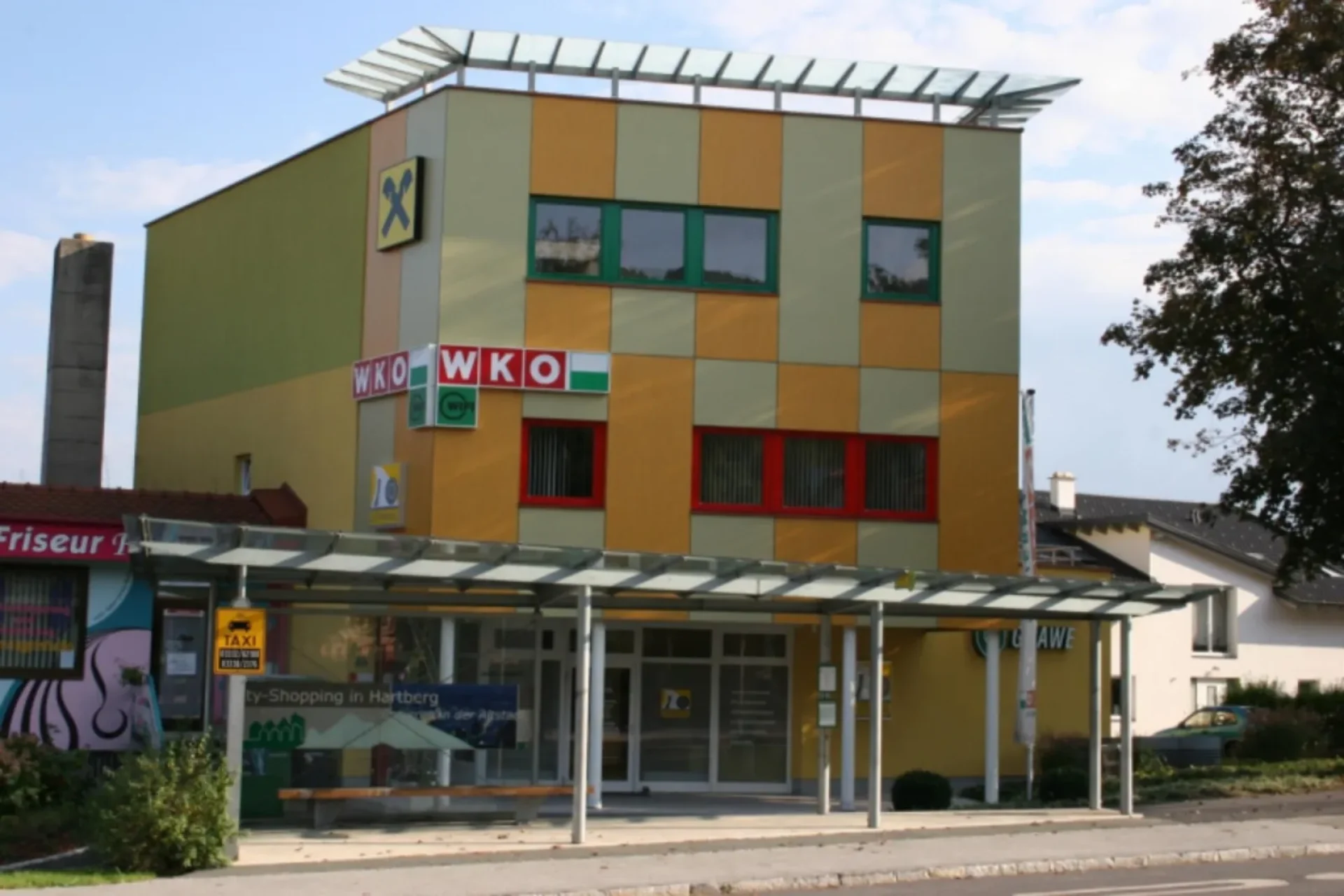 Hammerl-Baumeister-Steiermark-Referenz-Verwaltungsbauten-WKO-Hartberg